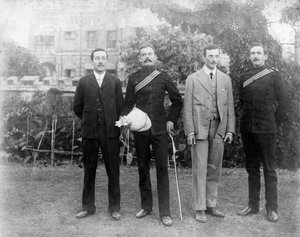 Europeus, Alipore, Índia, 1905-1906