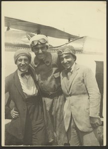 [Retrato de grupo]. de Fedele Azari