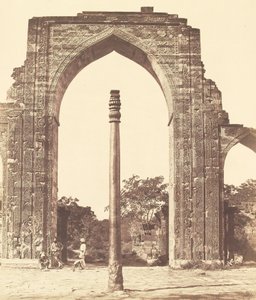 Arco em Kootub de Felice Beato