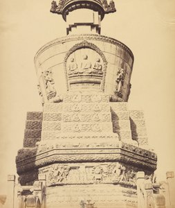 Vista arquitetônica do templo do Lama perto de Pekin, outubro de 1860 de Felice Beato