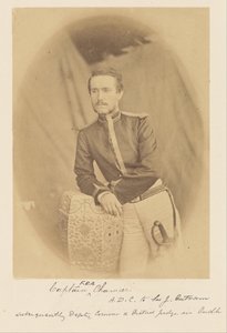 Capitão FEA Chamier, ADC de Sir J. Outram, Subseqüentemente Comissário Adjunto e Juiz Distrital em Oudh de Felice Beato