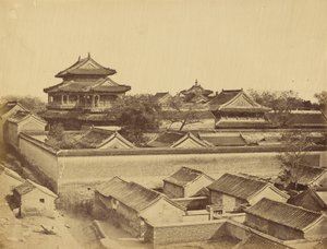 Primeira vista de Pequim tirada do Portão Antin, outubro de 1860 de Felice Beato