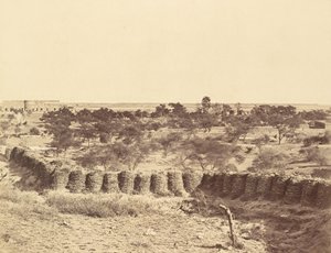 Monte Picquet, à distância Casa e Estábulos de Metcalfe de Felice Beato