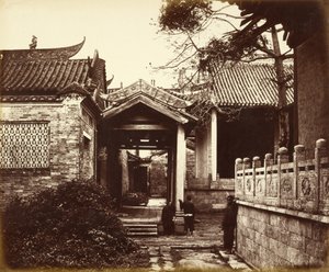 [Templo Nume Hui Kung, Cantão, China]. de Felice Beato