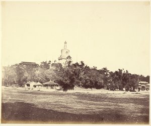 [O Grande Pagode no Palácio Imperial de inverno, Pequim] de Felice Beato