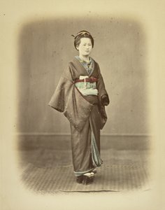 Mulher com traje tradicional de Felice Beato