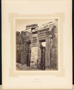 Síria: Porta do templo de Júpiter em Balbek