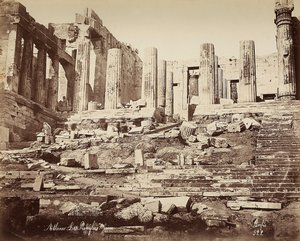 A propiléia da acrópole em Atenas de Félix Bonfils