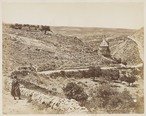 Vista do cativeiro de Jesus Cristo, cerca de #279 de Félix Bonfils