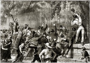 A multidão em Paris aclama Napoleão I, acompanhado por Lucien Bonaparte de Felix Philippoteaux