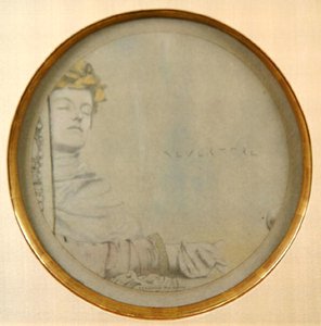 Dreamer, c.1900 (lápis e giz colorido sobre papel cinzento) de Fernand Khnopff