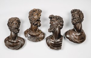 Conjunto de quatro bustos de homens, possivelmente profetas, provavelmente Antuérpia, meados do século XVI de Flemish School