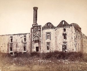 A Basílica de São João, transformada em mesquita em 1330, em Éfeso, na Turquia. de Félix Bonfils