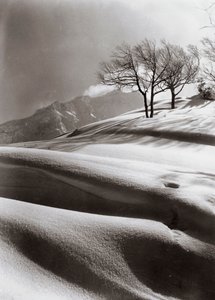 Neve sensual (ao fundo o Monte Ashibetsu, 2100 m)