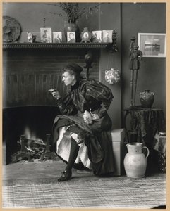 Frances Benjamin Johnston, Auto-Retrato (como 