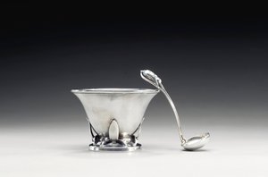 Tigela e colher, c.1910 (prata) de Frances MacBeth Glessner