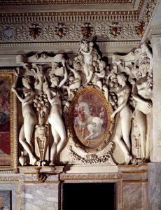 Arquitectura: detalhe da sala de Anne de Pisseleu Duquesa de Etampes (1508-1580), preferida de François I, no castelo de Fontainebleau conhecido como a Escadaria do Rei. Realizado por Francesco Primaticcio dit Le Primatice (1504-1570) 1541 Fontainebleau, m