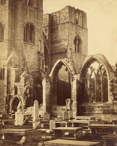 Janelas e torres isoladas, catedral de Elgin de Francis Frith