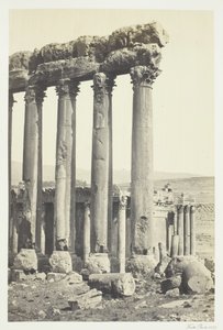 Os Grandes Pilares e o Templo Menor, Baalbec, 1857. de Francis Frith