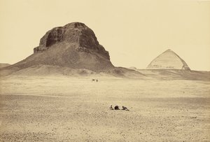 As pirâmides de Dahshur, vistas do leste de Francis Frith