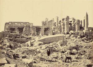 O templo de El-Karnak. Visto do sudeste de Francis Frith