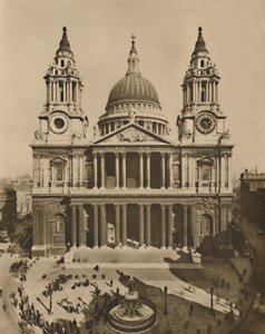 A grande igreja construída por Wren no local da antiga St. Pauls, c1935.