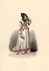 Mulher com vestido branco ornamentado com bouffants cor-de-rosa.