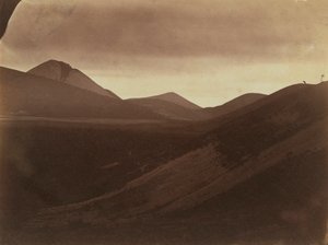 Paisagem escura com colinas de Frank Chauvassaignes