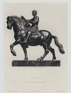 Figura equestre de bronze do condomínio renascentista italiano Gattemalata, de Donatello