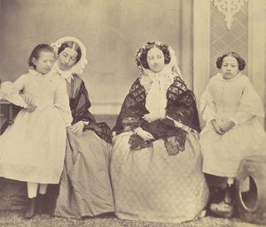 Elise Höusermann, Hermine, Marie e Marie Antoine, 1850s-60s. de Franz Antoine