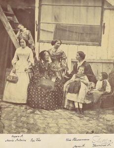 [Retrato de grupo de quatro mulheres e três crianças], 1850-60s. de Franz Antoine
