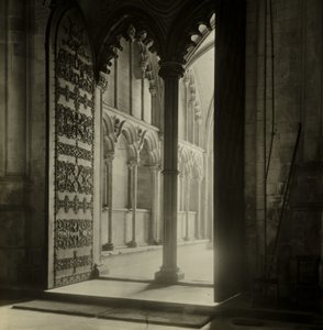 Catedral de Ely: Pórtico da Galileia a partir da Nave