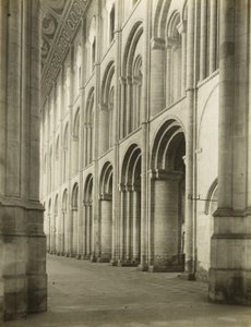 Catedral de Ely: Nave a partir da Torre Oeste de Frederick H. Evans