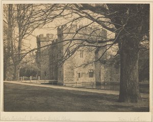 Entrada do Palácio do Bispo, Catedral de Wells, c.1900 (impressão em platina)