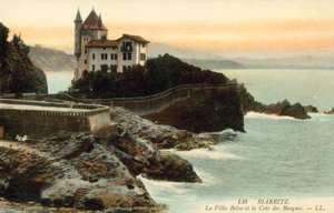 Biarritz, La Villa Belsa, La Côte Des Basques de French Photographer