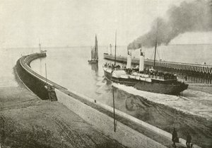 Boulogne-sur-Mer, Les Jetees (fotografia a preto e branco) de French Photographer