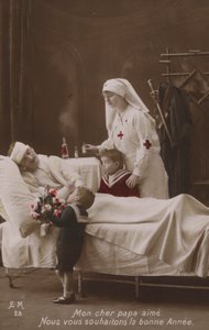 Crianças desejando um Feliz Ano Novo ao seu pai ferido, WW1 de French Photographer
