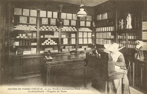 Loja de chocolate, 92 Rue Denfert-Rochereau, Paris (foto a p/b) de French Photographer