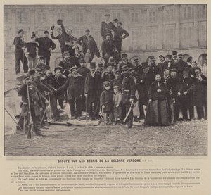 A Comuna de Paris, Grupo sobre os escombros da coluna de Vendôme de French Photographer