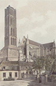 Limoges, Cathedrale St-Etienne, Torre do Sino e Fachada SO (Vista tirada do pátio interior de L&39;Eveche) de French Photographer