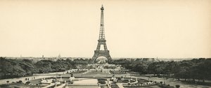 Paris, a Torre Eiffel e os Jardins Champs-de-Mars, a Torre Eiffel e os Jardins Champ de Mars de French Photographer