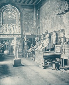 Paris: Musee Spitzer, Armory Hall (foto a p/b) de French Photographer