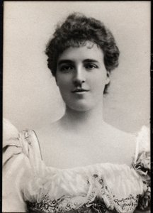 Retrato de Maria Amelia, Rainha Consorte de Portugal de French Photographer