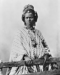 Mulher senegalesa, c.1900 (foto de bw)