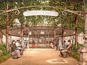 Fonte do hospital, Vichy, 1890-1900 de French Photographer
