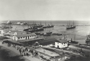O porto marítimo de Argel, 20 de abril de 1886 de French Photographer