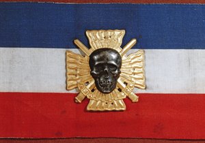 Emblema de braço do Croix-de-Feu, década de 1930 (pano e metal) de French School