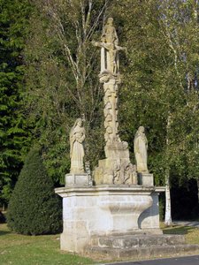 Calvário, esculpido pelo Caberoche Freres, 1827 de French School