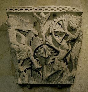 Capital representando um homem atirando uma flecha no pescoço de outra, c.1125-30 (calcário) de French School