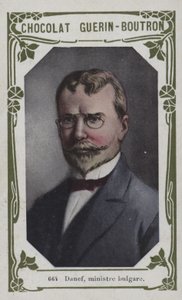 Danef, ministro búlgaro (foto colorida) de French School